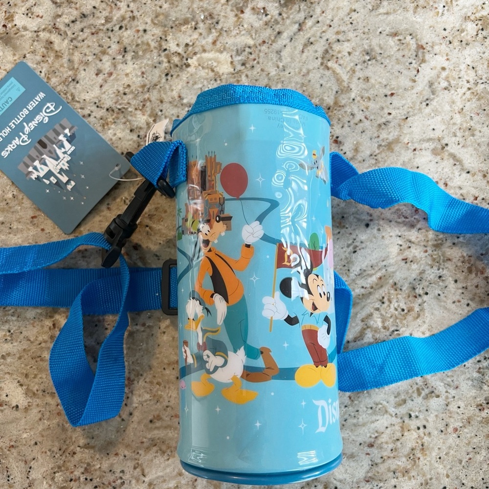 Disney Parks- Disneyland Water Bottle Crossbody with Adjustable Strap (NWT)
